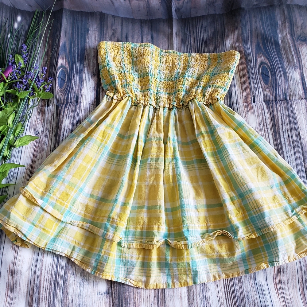 MOSSIMO GIRLS STRAPLESS TOP SIZE M